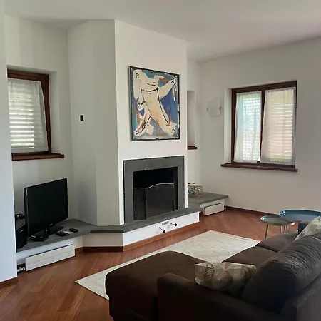 Jacaranda Holiday home Trecastagni